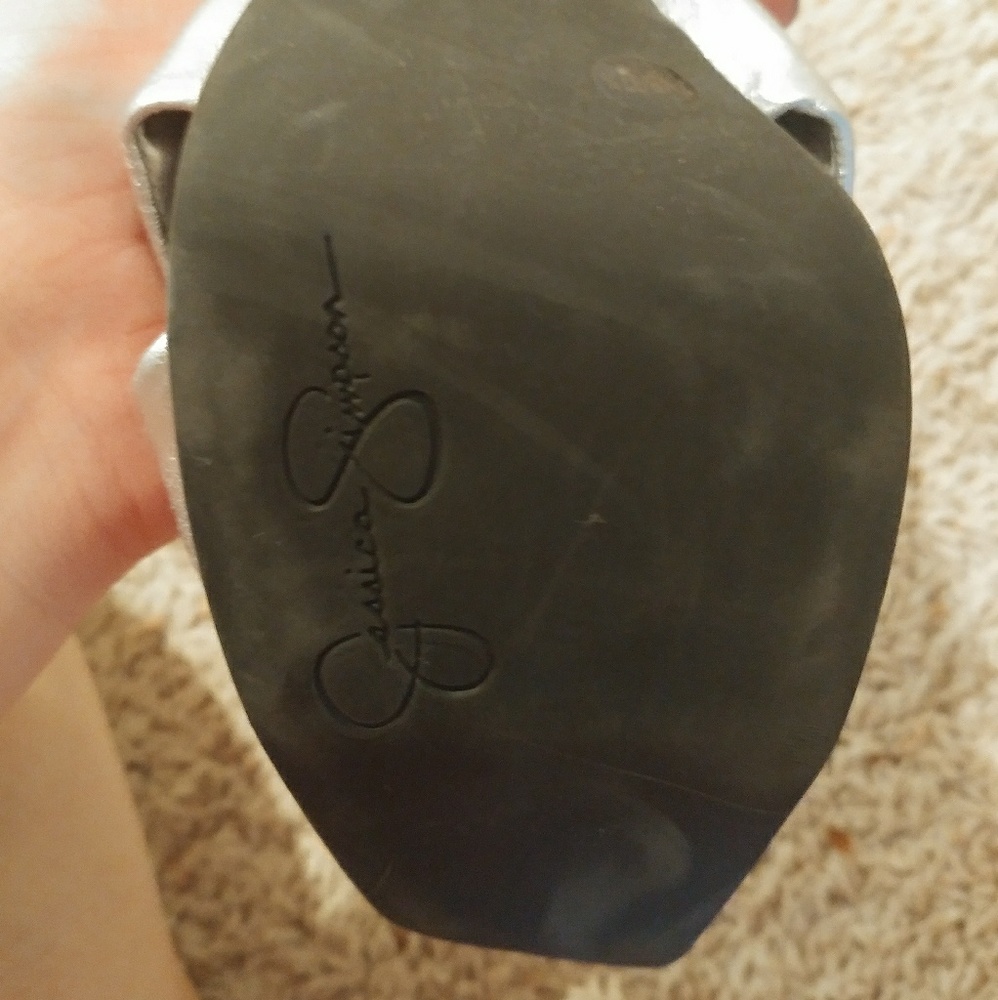 Jessica Simpson silver heels - Picture 3 of 4