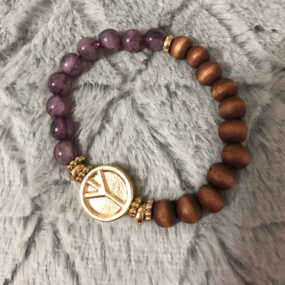 Peace & Harmony Amethyst And Wood Beads Bracelet - Picture 2 of 5