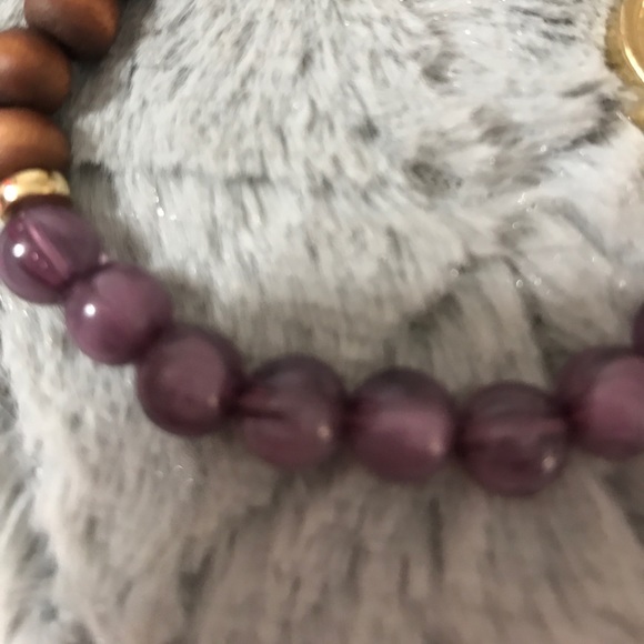 Peace & Harmony Amethyst And Wood Beads Bracelet - Picture 4 of 5