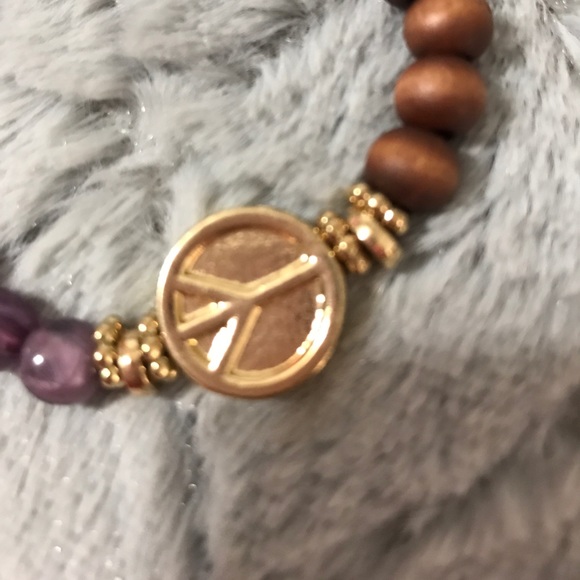 Peace & Harmony Amethyst And Wood Beads Bracelet - Picture 5 of 5