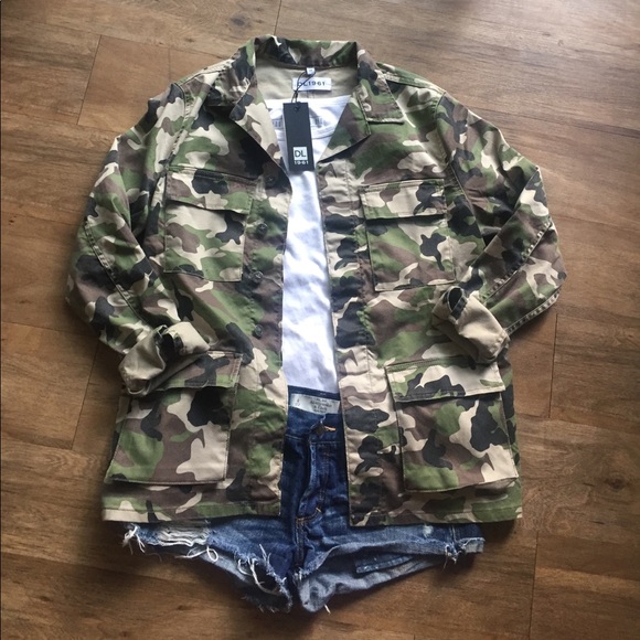 ✨NWT✨DL1961 'Dakota' Camo Jacket 🔥 - Picture 2 of 7