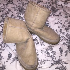 UGG ultra short boot