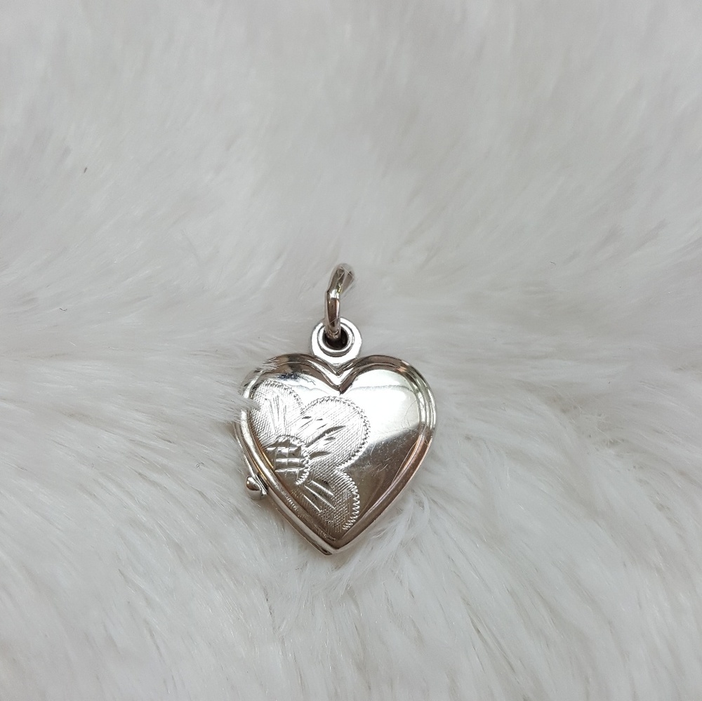 14K White Gold Locket