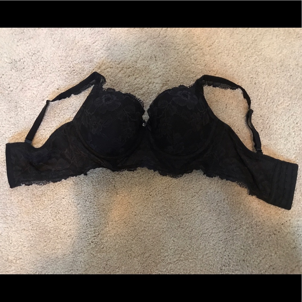 Victoria's Secret 36 DD black lace bra