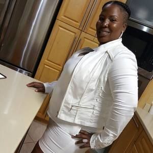 Meet your Posher, Amelia