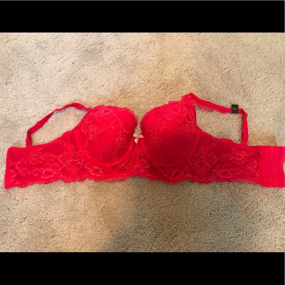 Victoria's Secret 36 DD red lace bra
