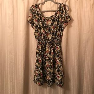 Black Floral express dress with flecks of gold