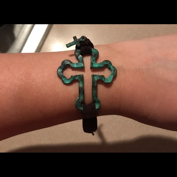 Leather Bracelet with Turquoise Metal Cross - Picture 3 of 3