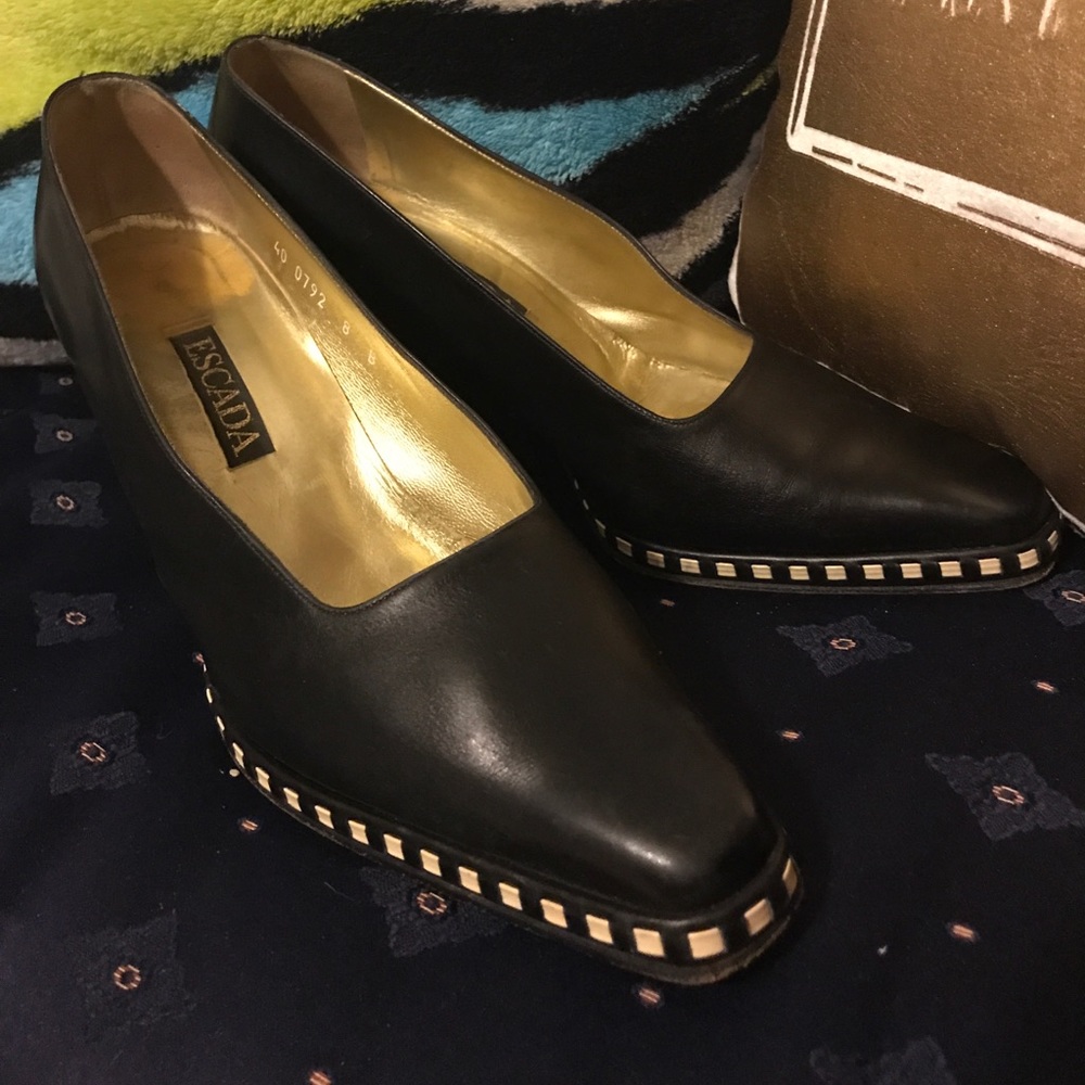 Escada Classic Leather Pumps Size 8