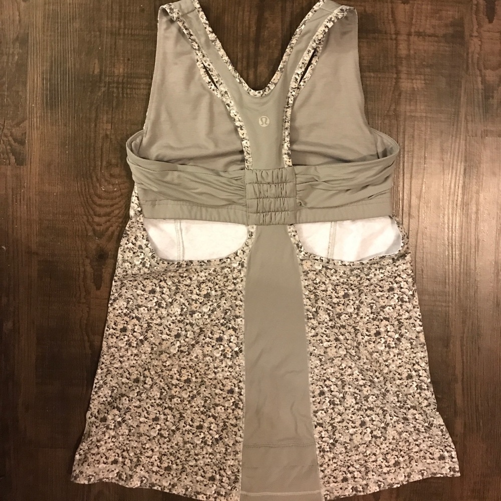 Lulu lemon work out top