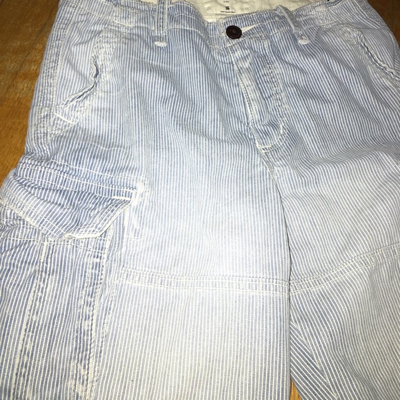 boys shorts - Picture 2 of 3