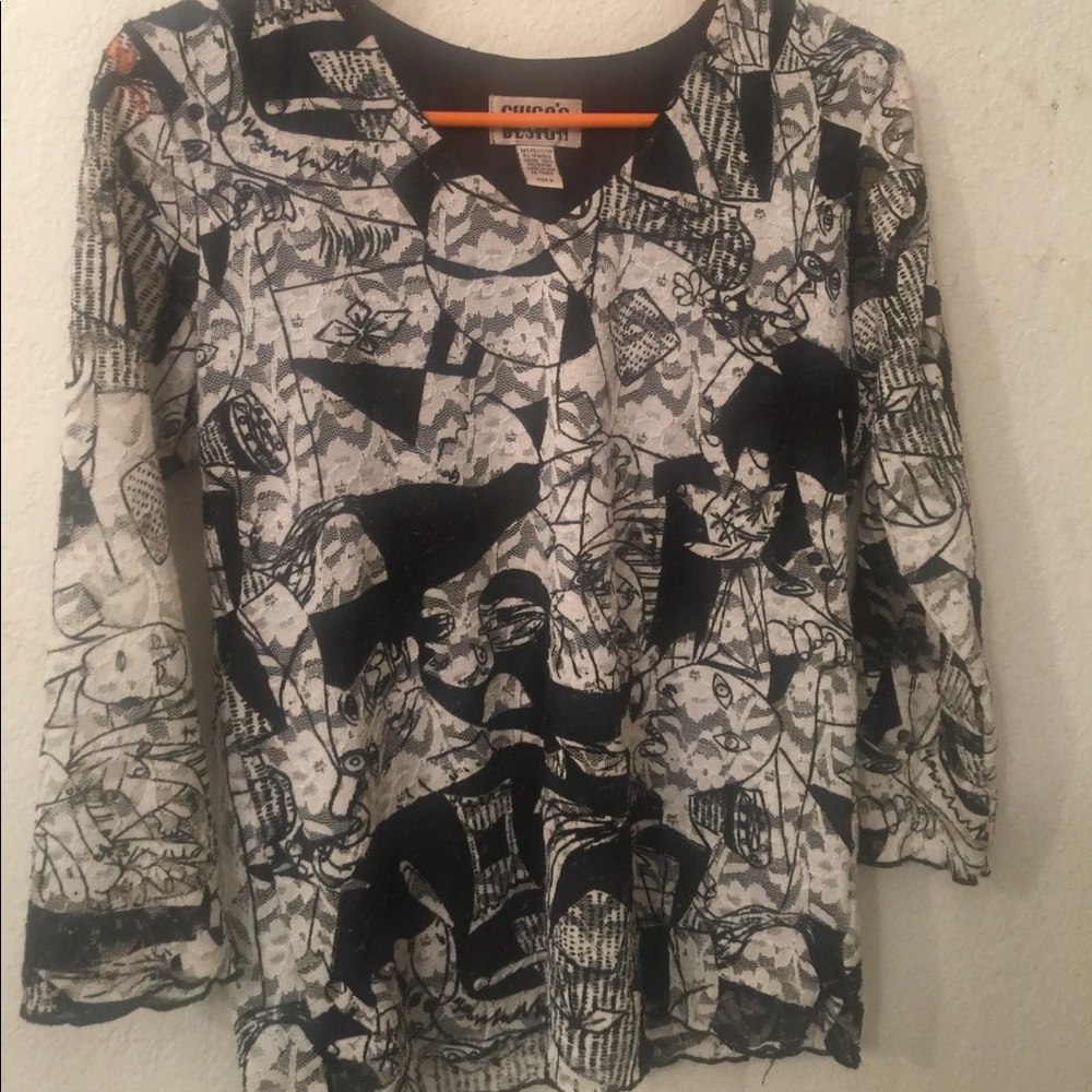 *CHICO'S DESIGN* Black/White Long sleeve tee