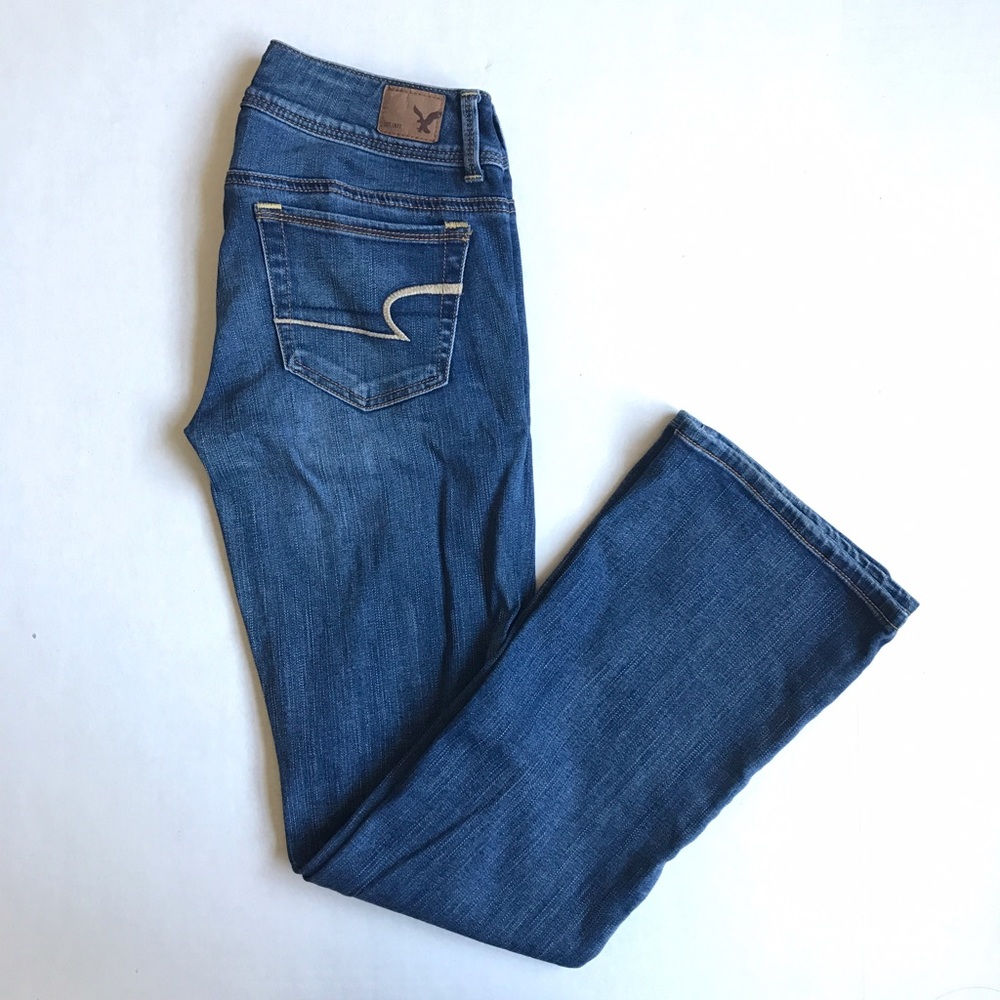 American Eagle kick boot medium wash jeans