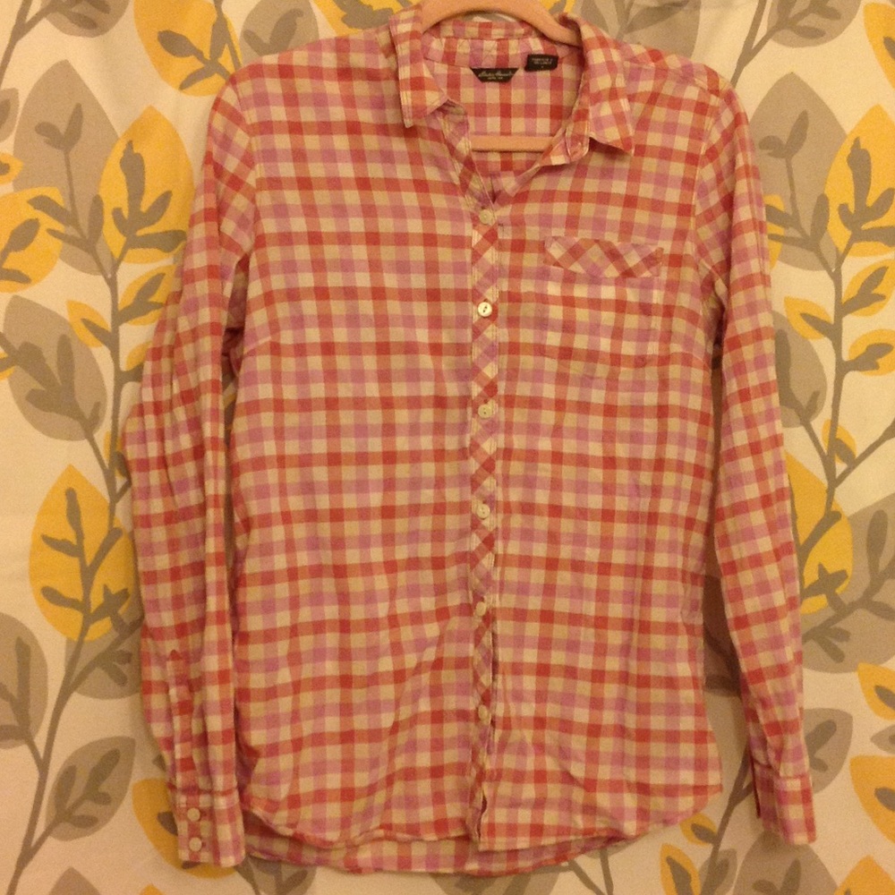 Eddie Bauer button down lightweight top