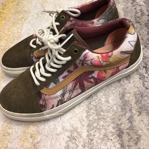 Floral vintage printed vans