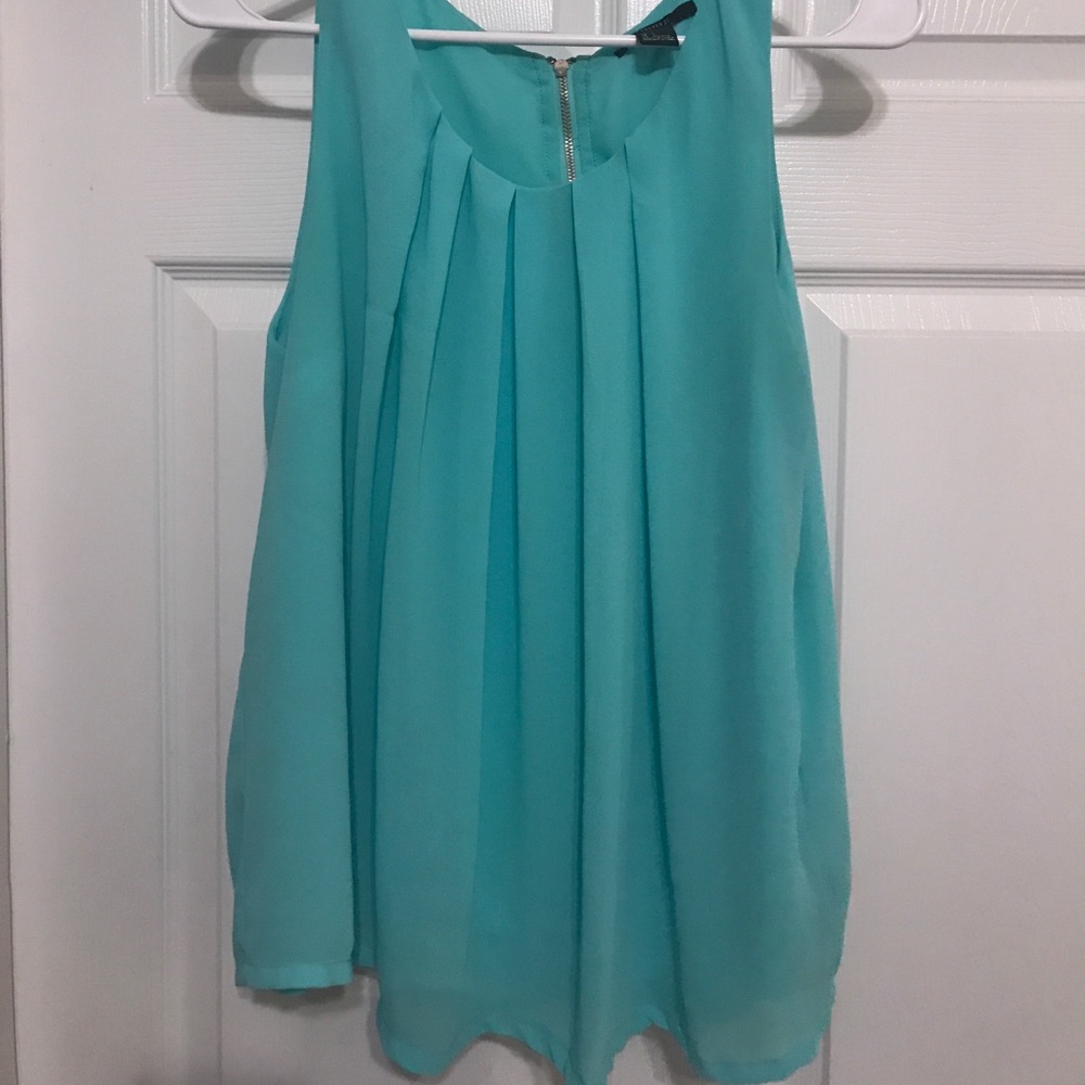 Light blue blouse with zipper