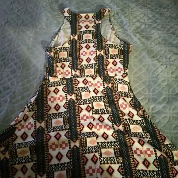 Aztec print skater dress - Picture 2 of 2