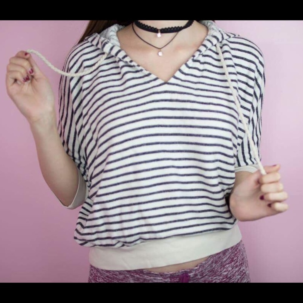 Splendid gray and white striped hoodie (M)