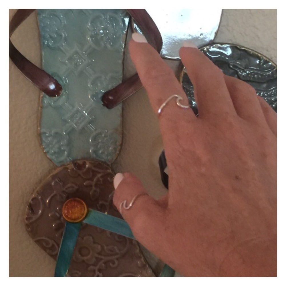 🌊 SIZE 5’s // WAVE RINGS 🌊 - Picture 5 of 8