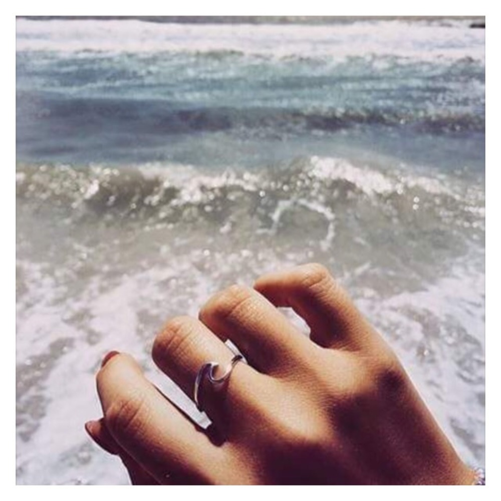 🌊 SIZE 5’s // WAVE RINGS 🌊 - Picture 3 of 8