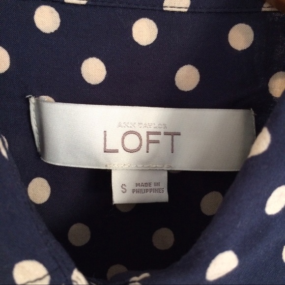 ✨SOLD✨Loft Navy Cream Polka Dot Button Blouse - Picture 3 of 3