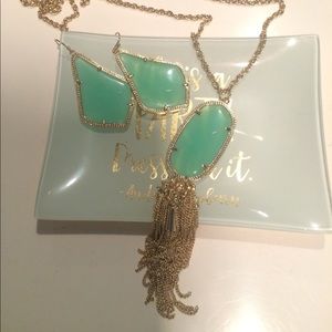 Kendra Scott necklace and earrings
