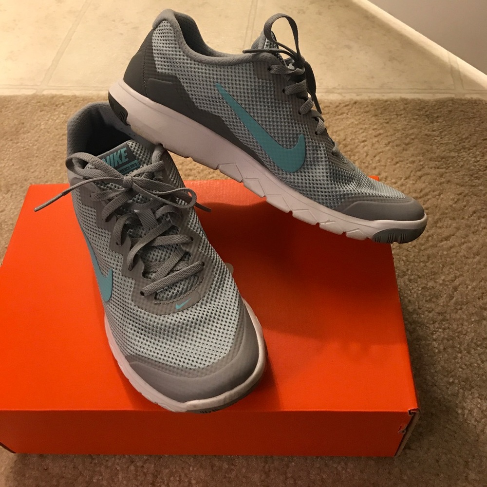 Women's Nike Flex Experience RN 4 running shoes