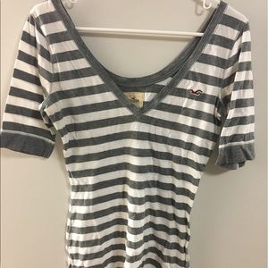Hollister 3/4 length sleeve tee-Medium