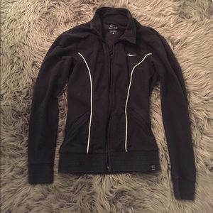 Nike Dri-Fit Sweater