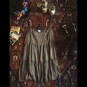 B1G1!!!American Eagle cut-out back tiered sundress