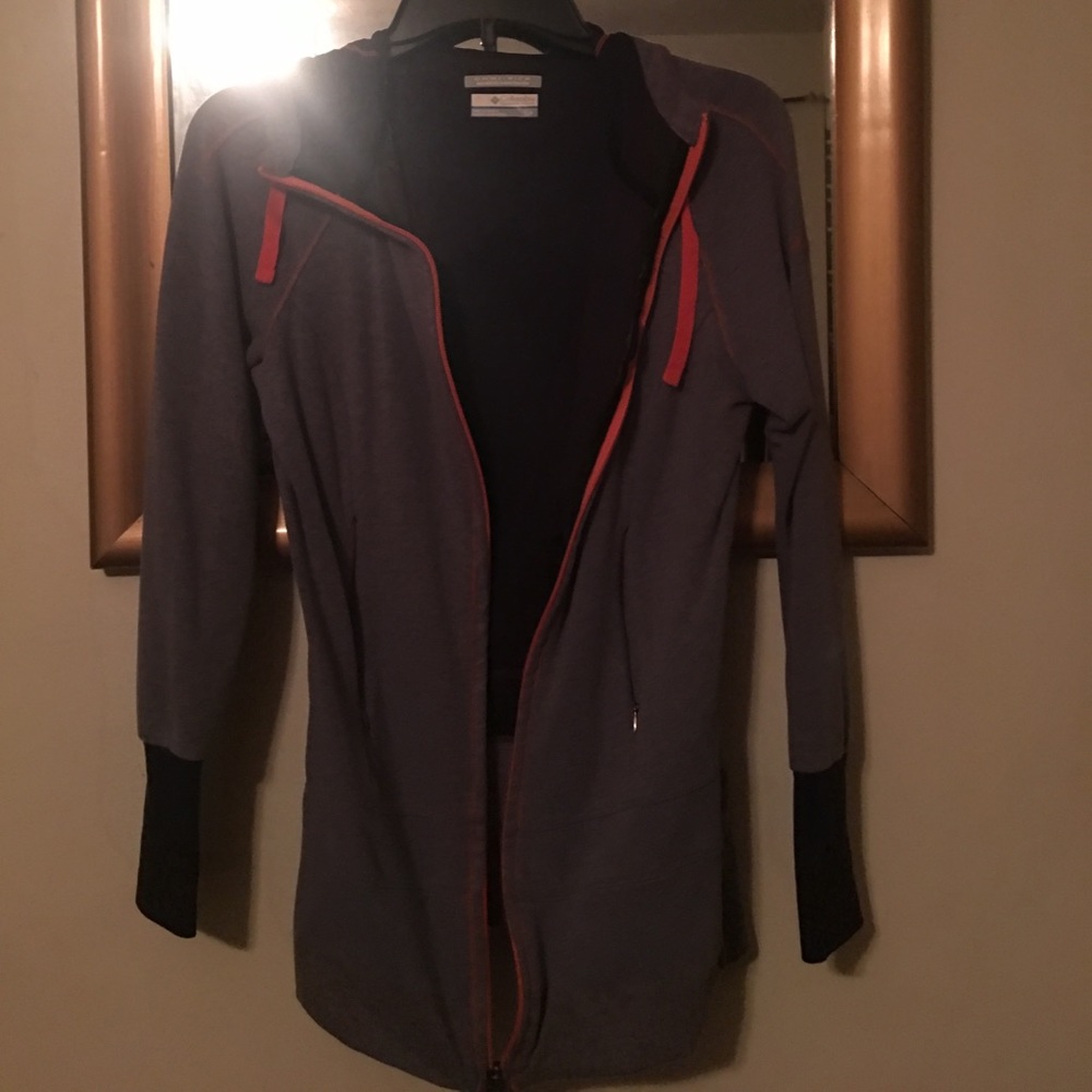 Lightweight Columbia zip up