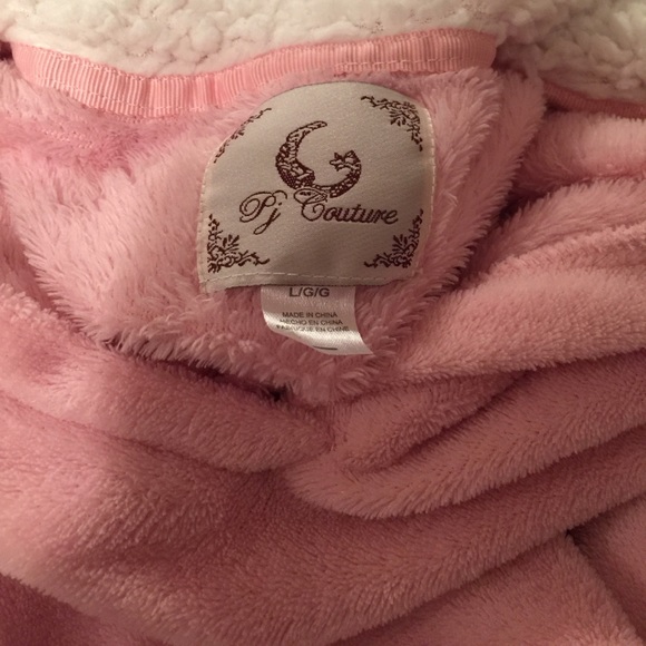 Plush Bunny Fleece Sleep Top - Picture 3 of 3