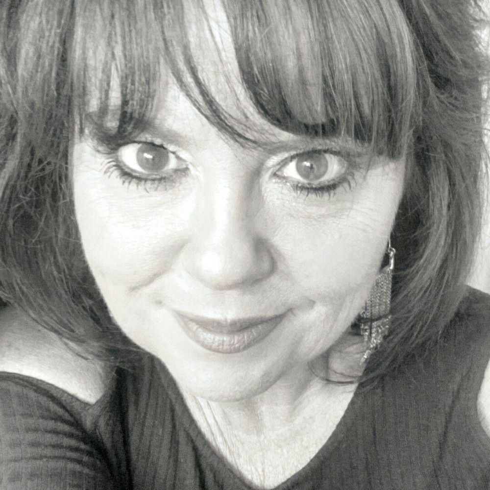 Meet your Posher, Chloe