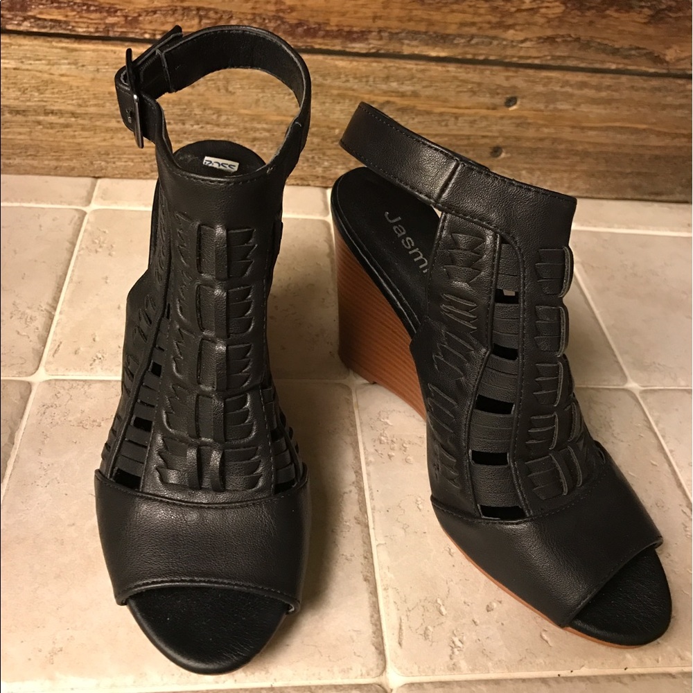 Women's Wedged Heels