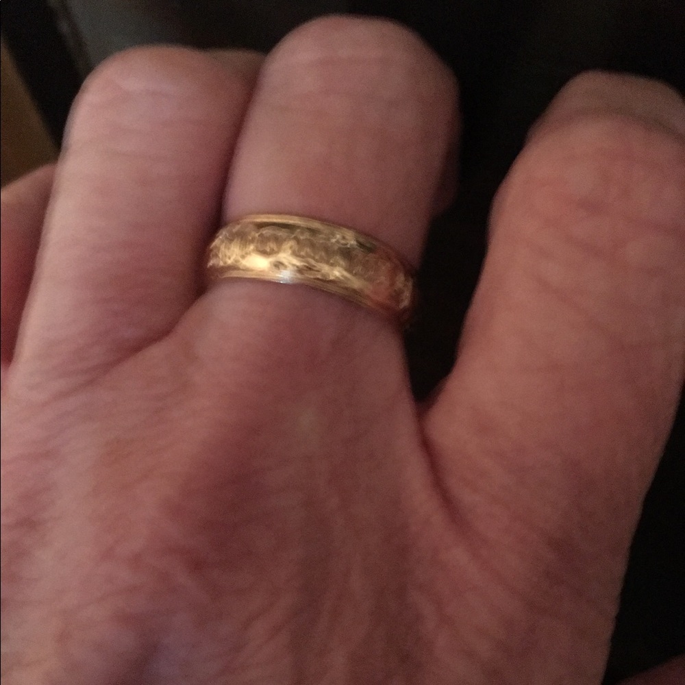14kt YG Hawaiian Ring W/ Mommy & Scrolls Engraved.