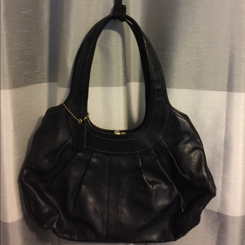 Black leather Ergo