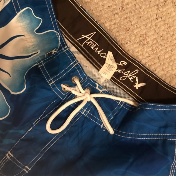 American Eagle swim trunks - Picture 2 of 2