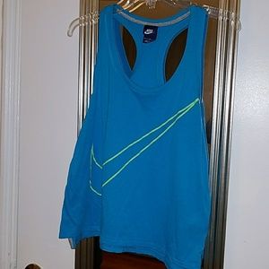 **MOVING SALE **Nike workout tank.