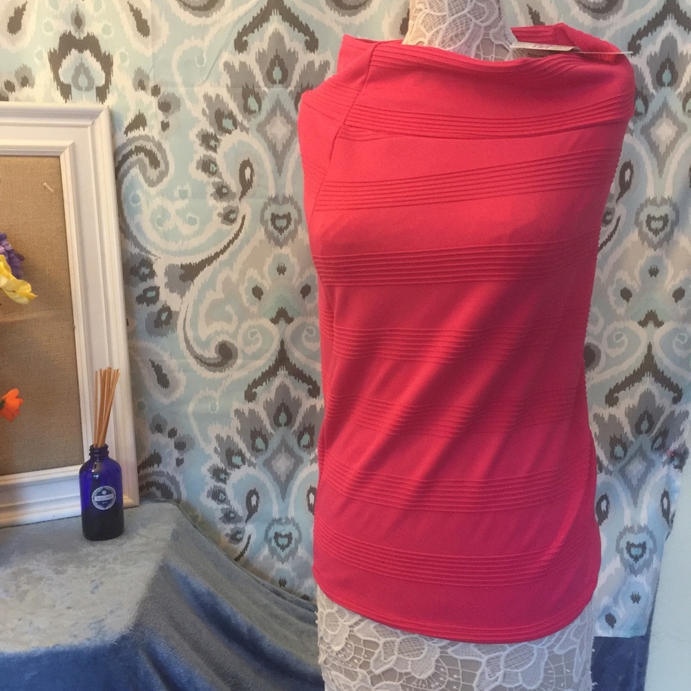 🆕 LuLaRoe Pink skirt perfect for spring/summer