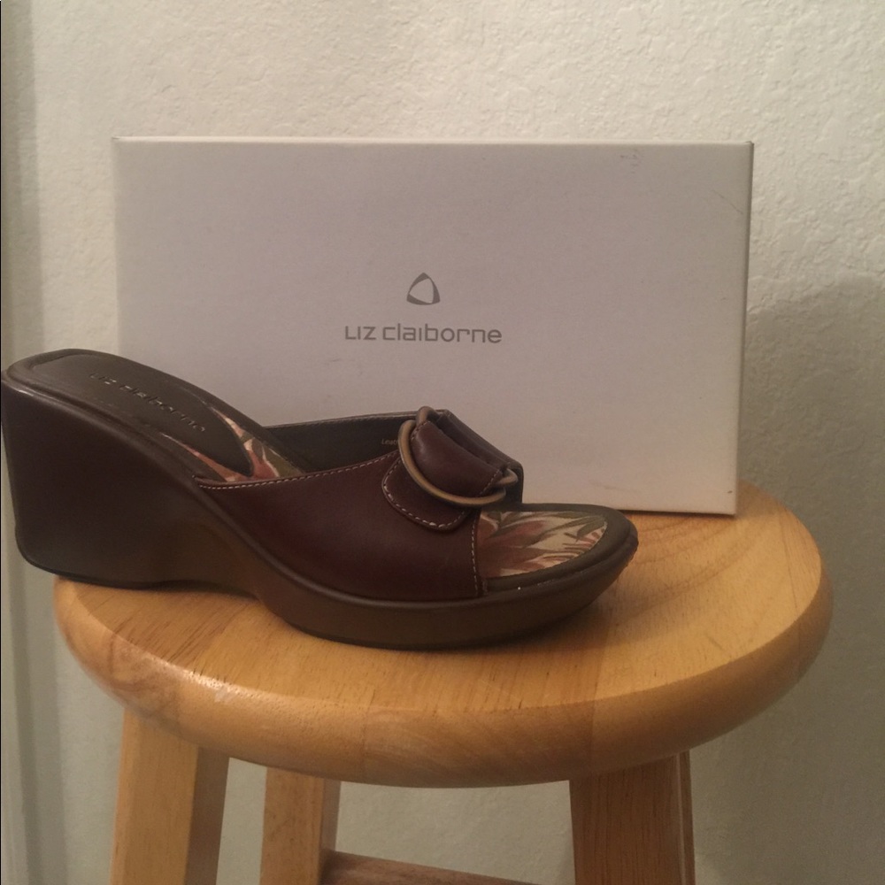 Liz Claiborne Brown Wedges