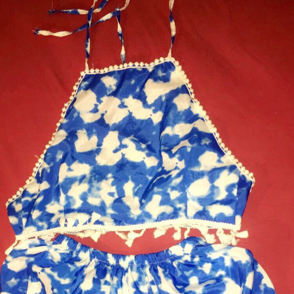 TWO PIECE BLUE AND WHITE SET