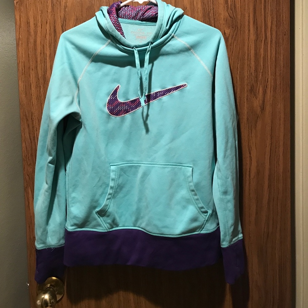 Therma- Fit Nike hoodie