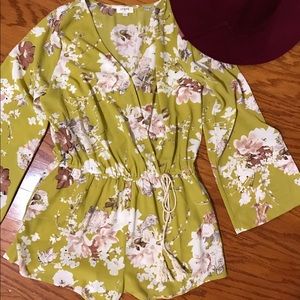 Adorable Yellow Umgee Romper with Bell Sleeves