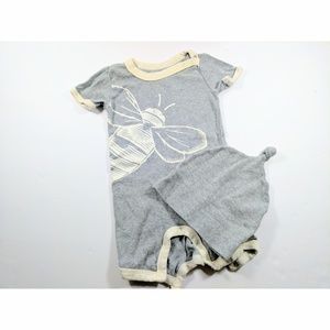 Burt's Bees Baby One-Piece w/matching Hat