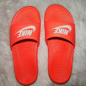 Nike slides