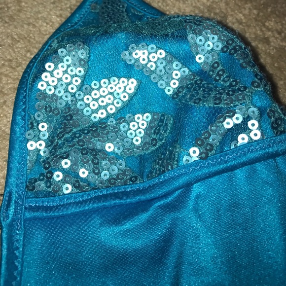 Lingerie - Picture 3 of 3