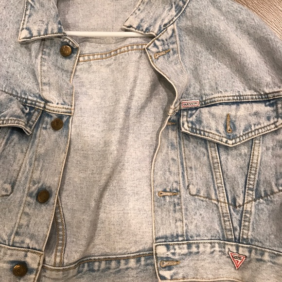Vintage guess jean jacket - Picture 2 of 3