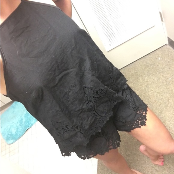 Black lace romper size small - Picture 4 of 5