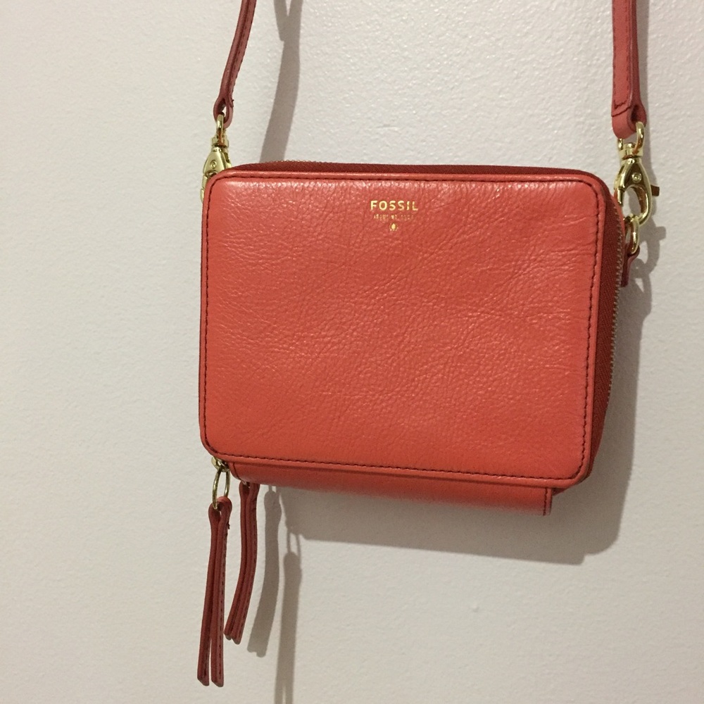 FOSSIL orange crossbody bag