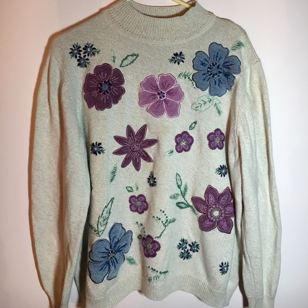 Alfred Dunner sweater with embroidered flowers 2X